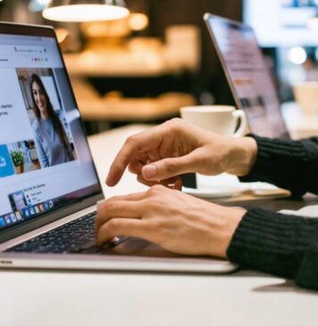 How Borrowers Compare Student Loan Servicers borrower student loan comparison